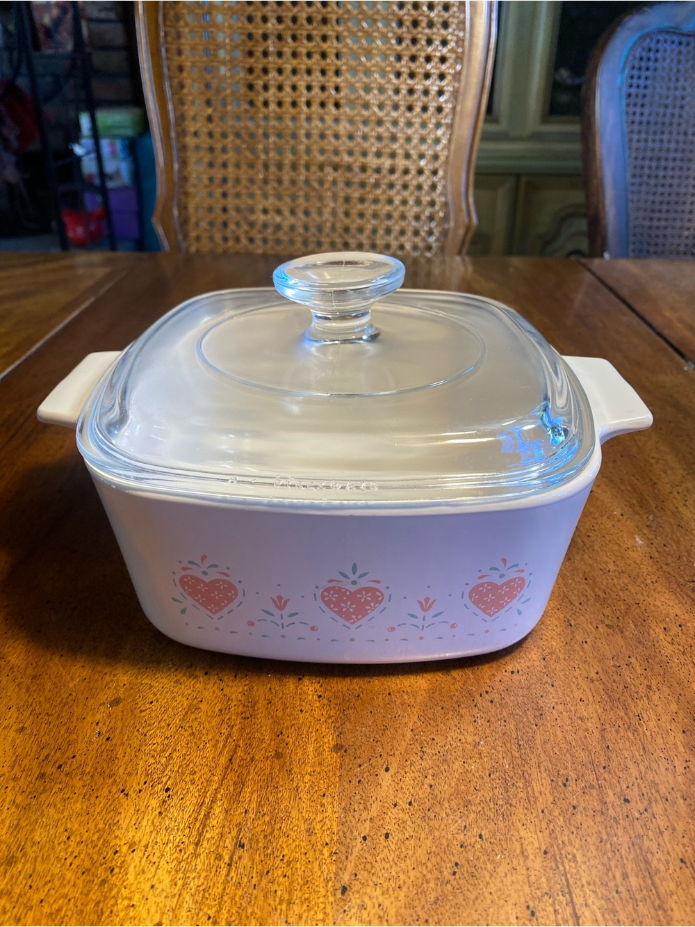 Corningware 1.5 Qt Forever Yours Casserole Dish with Pyrex Lid